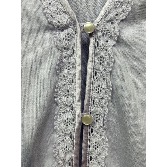 Victoria's Secret Sweater Womens Medium Lavender Lace Pearl Button Cardigan Top - Picture 5 of 7